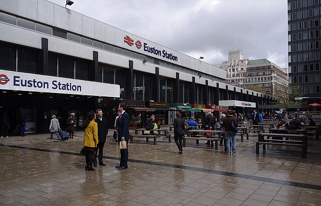 Euston station 